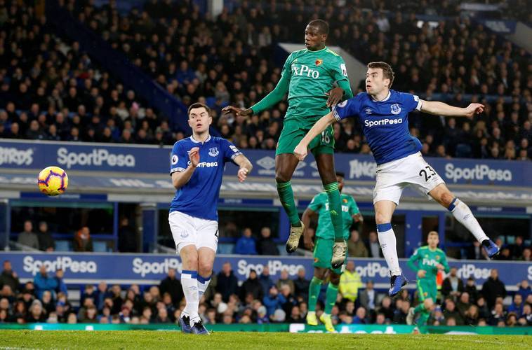 半岛体育官网首页-伯恩利主场惨败，球队状况堪忧的简单介绍