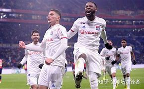 半岛体育网球-马赛与克蒙争夺胜利，巅峰对决