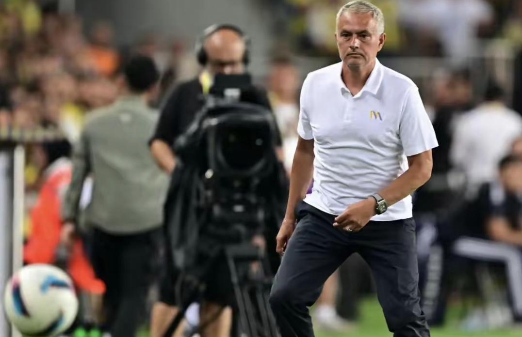 半岛app官网-格拉纳达主场告捷，保持积分领先